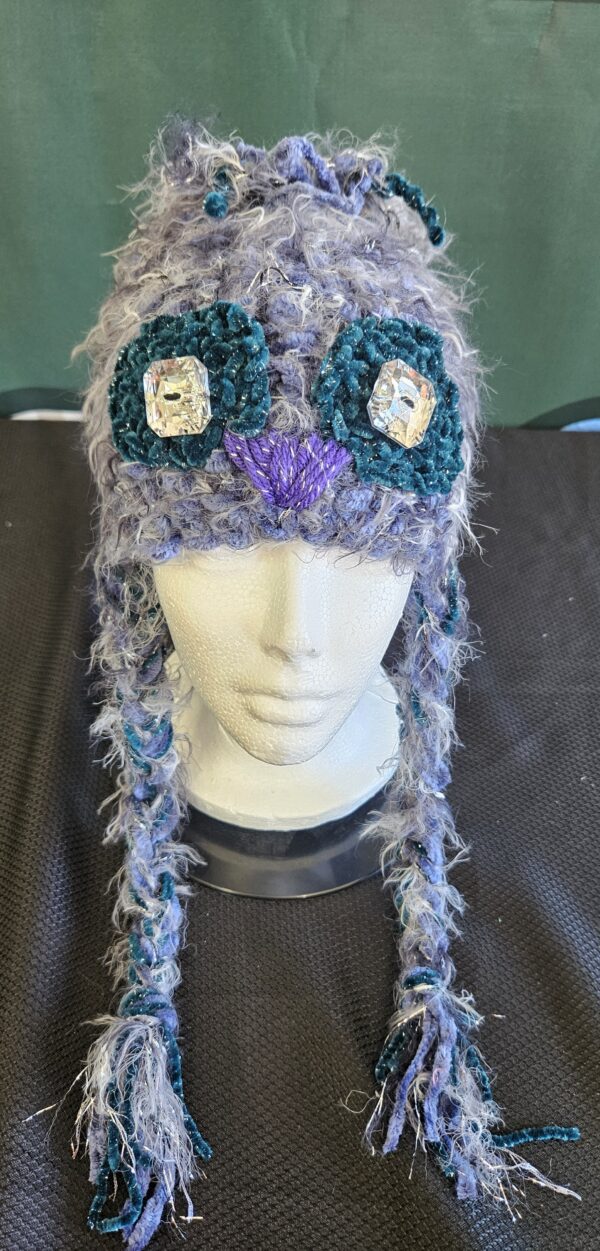 Crocheted Owl Hat: Youth Medium